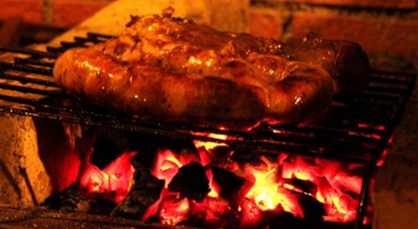Barbecue in Villa Almoezia a Taormina